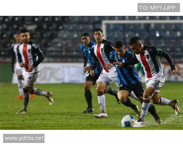 南美杯玻利瓦尔主场逆转晋级